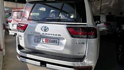 تويوتا لاندكروزر